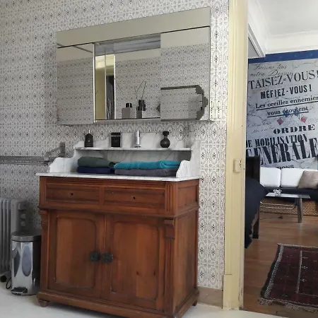 Bed & Breakfast Maison De 1853